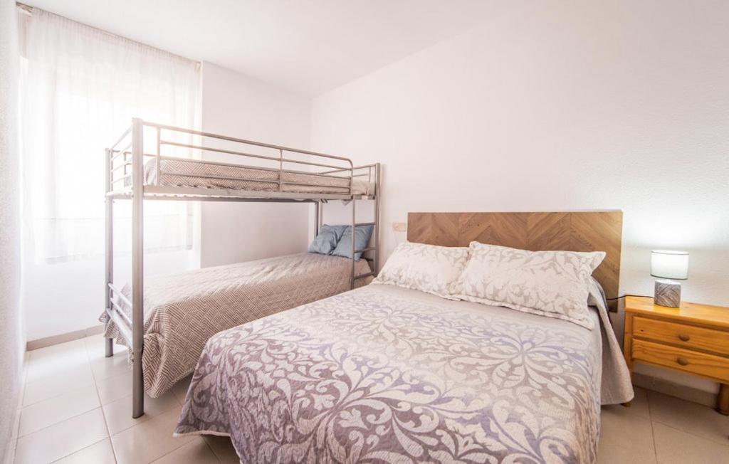 Stunning Apartment In Oropesa Del Mar Exterior foto